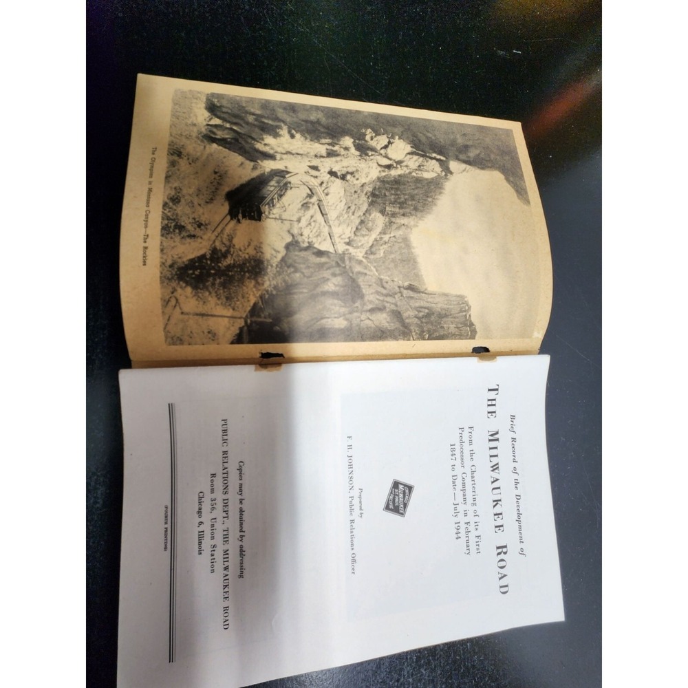 The Milwaukee Road 1847-1944 Railway History Booklet Vintage 6 x 9 Inches - Picture 6 of 14